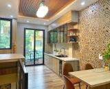 Nhà Nguyễn Văn Cừ 48m 5 tầng rộng 4.4m ngõ ô tô 10.4 tỷ