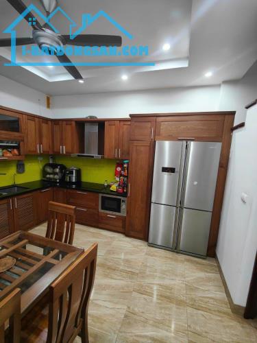 Cực Phẩm Mễ Trì - Nhà Đẹp - Nội Thất Đẹp - Chủ Tâm Đắc - 20M Ra Ô Tô - 41m2 - Nhỉnh 8 Tỷ - 3