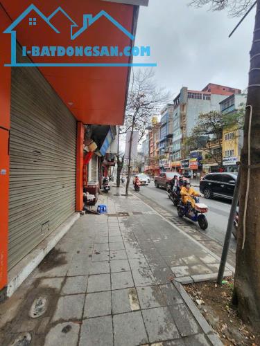 Bán nhà mặt phố Nguyễn Lương Bằng Đống Đa 100m2 3Tầng 4m MT 24tỷ. Nhà trên mặt phố VIP - 2