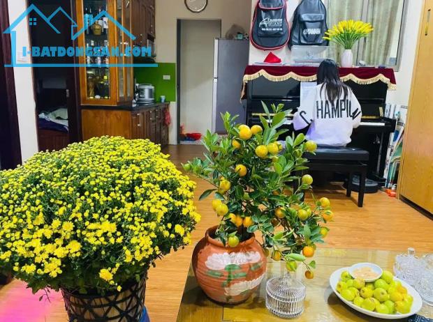 Bán căn hộ 80m Sông Nhuệ , thiết kế3pn,2vs , sổ đỏ chính chủ
