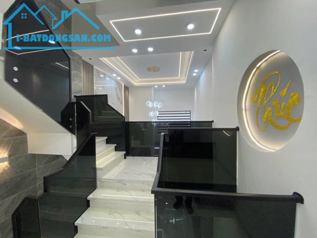TOÀ NHÀ 5 TẦNG HẺM XE TẢI 8M - SÁT MẶT TIỀN PHẠM ĐĂNG GIẢNG - GIÁP TÂN PHÚ - GẦN AOEN
