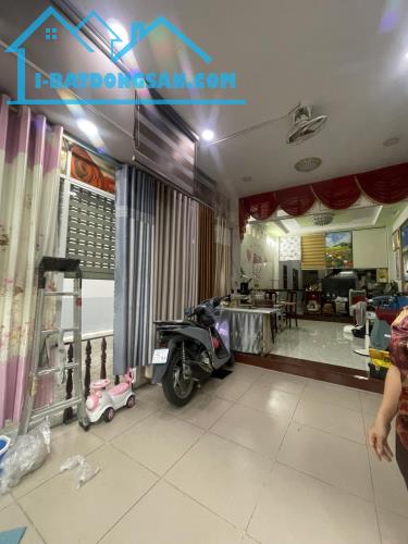 Bán Nhà Mặt Tiền Kinh Doanh Lô góc Không lộ giới, 71m2, 3 Tầng, đường 10m Thông Tứ Tung.