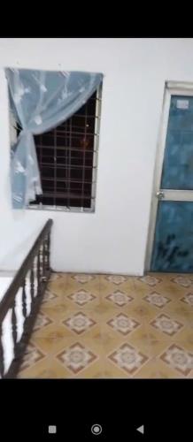 Bán Nhà Đào Tấn - Bưởi - Ba Đình 21M Giá 3,9 Tỷ. Ngõ thông - Gần phố - 3