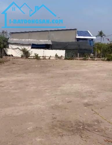 SỞ HỮU 2 THỬA ĐẤT ĐẸP - Vị Trí Tại : Đường Xóm Chòi - Xã Tân Phú - Tân Phú Đông - Tiền - 1