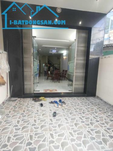 # Nhà sát Hà Khê 02, 135m2, 2 tầng cứng, còn mới, 5PN, 3.xx tỷ ~28tr/m2 - 4