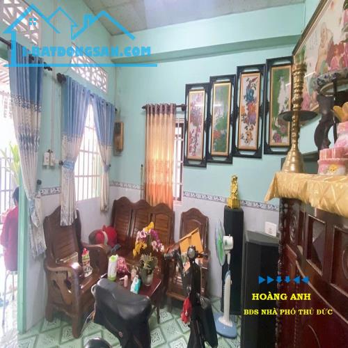 Bán Nhà Phố Liền Kề Lê Văn Thịnh, Phường Bình Trưng Đông, Quận 2 _ 112 m2 đất_ Chưa đến 2 - 3