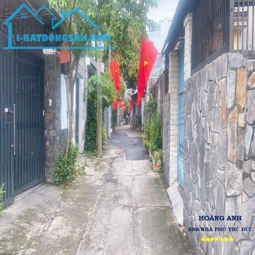 Bán Nhà Phố Liền Kề Lê Văn Thịnh, Phường Bình Trưng Đông, Quận 2 _ 112 m2 đất_ Chưa đến 2 - 1