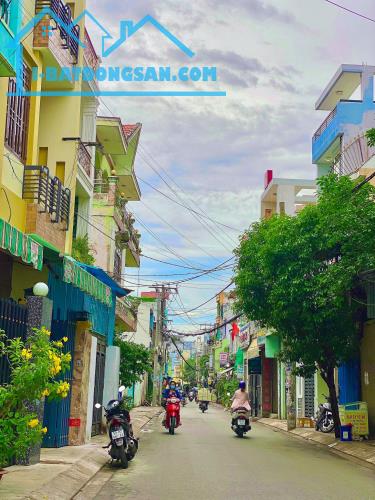 HXH tránh Khuông Việt 60m2 2T Khu Vip NHÀ cao Tầng giá chỉ 6 tỉ xx