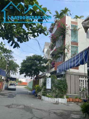 Bán Nhà 3 Tầng HXH Thông – Giáp Quận 2, Phú Hữu, Quận 9 – Giá Tốt Nhất Chỉ 3.8 Tỷ! - 1