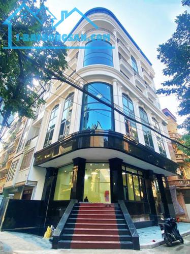 Bán Tòa Văn Phòng Mặt Phố Nguyễn Quyền, Hai Bà Trưng DT 166m2, 9T, MT 10,2m