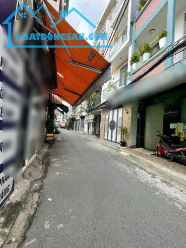 Bán nhà quận Tân Bình, 52m2, đúc BTCT, 4PN, 3WC, hiện đang giảm giá chỉ 7.6