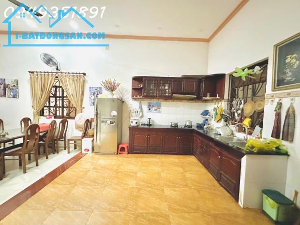 NHÀ HXH 2TẦNG 87M2 NGANG 4M 6PN SHR HOÀN CÔNG ĐỦ GIÁ 8,7Tỷ - 2