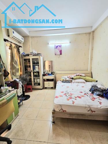 TÂN BÌNH GIÁP Q10 THÔNG RA KHU LỮ GIA - KHU PHÂN LÔ KO LỘ GIỚI 51M2 (4,9*10,5), 4 TẦNG ST - 3
