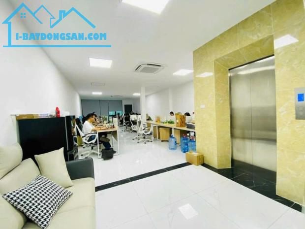 Bán nhà mặt phố Vip 100m Quan Nhân view Hồ Vip cực đẹp Thanh Xuân, HN - 2