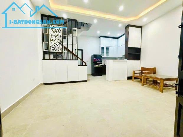 Nhà Ba Đình 32m2 x 5 tầng x mặt tiền to đẹp 5M - Ngõ thông thoáng. - 2