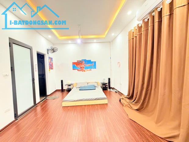 Nhà Ba Đình 32m2 x 5 tầng x mặt tiền to đẹp 5M - Ngõ thông thoáng. - 1