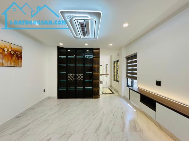 ✅Góc 2 mặt tiền HXH 6m Lạc Long Quân_DT: 4.8 x 14m, 6 Tầng - 9.5 tỷ - 1