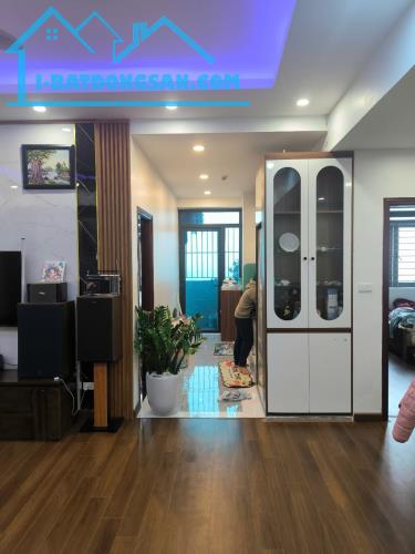 Nhỉnh 4 tỷ, chung cư 03 ngủ, 2 VS, 108m2, hướng Nam, ga tàu ngay cửa, Quang Trung, Hà Đông