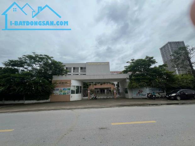 Vạn Phúc Him Lam, 45 tầng thang máy hiện đại, gara ô tô 7 chỗ, KD. Giá 10 tỷ
