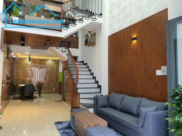 Nhà đẹp, Âu Cơ P10 Tân Bình, 50m2, 2 tầng hẻm 4m giá chỉ 5.2 tỷ