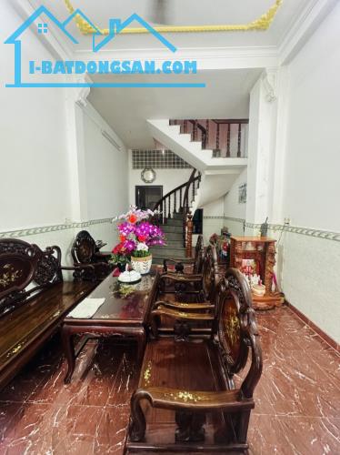 13 TỶ HƠN - NHÀ P.12 QUẬN 10 - NGAY SIÊU THỊ SÀI GÒN - HẺM 1/ XE TẢI THÔNG, K/DOANH - 60M2