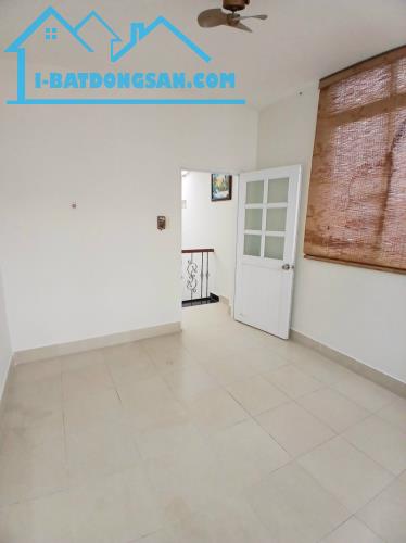 6 TỶ HƠN - NHÀ P.13 QUẬN 10, GẦN CLB LAN ANH - HẺM BG THÔNG, KHU ĐỒNG BỘ - 30M2 4 TẦNG 3PN - 2