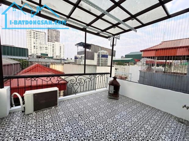 Bán nhà đẹp Cầu Giấy gần phố 38m 5 tầng mặt tiền 4.2m giá 8 tỷ hơn - 3