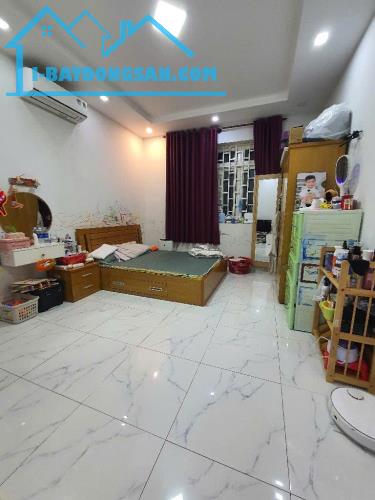 🏡 Bán Nhà Hẻm 4m Lương Thế Vinh, Tân Phú 4x14m,3 Lầu Giá 5.8 Tỷ (Có Thương Lượng) - 2