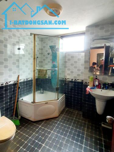 Mặt ngõ Kinh Doanh Trường Chinh, Ôtô Đỗ Cửa, 2 Thoáng Trước Sau 77m2, 5 tầng MT4.2m 16.5tỷ - 2