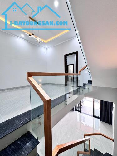 BÁN NHÀ 1 TRỆT 2 LẦU( HOÀN CÔNG ) THIẾT KẾ HIỆN ĐẠI MỚI 100% - P. HÓA AN - BH - 2