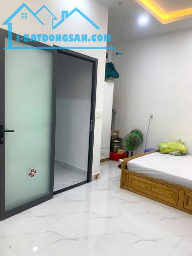 Hàng thơm - Nhà đẹp 1 lầu lô nhì Dương Cát Lợi, Thị trấn Nhà Bè - 2