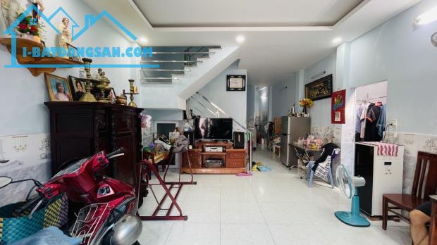 (416) BÁN NHÀ HÒA BÌNH, HIỆP TÂN, TÂN PHÚ. 👉 Giá 4ty,850 triệu. - Diện tích ( 4m*12m ) - - 1