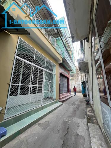 Bán nhà 1 trệt 1 lầu 43m2 SHR thổ cư (P. Bửu Hoà) chỉ 1,430 tỉ - 2