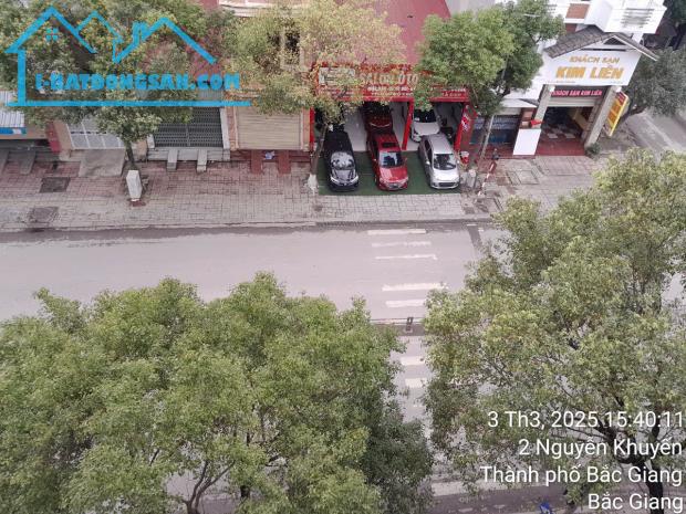 Bán nhà mặt phố - trung tâm TP Bắc Giang, 76.5m2, mặt tiền 4.5m, 9 tỷ.