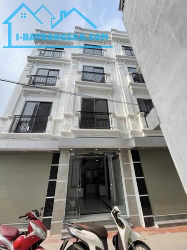 Nhà mới Phúc Lợi 30m 5tầng Full nội thất 4,65tỷ