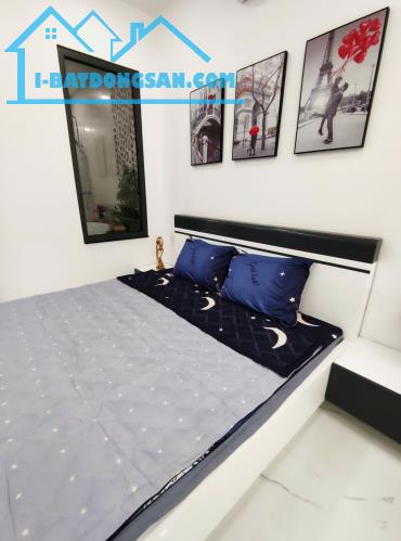 Top nhà vị trí đẹp 4 x 20m 1 trệt 5 lầu Lý Chính Thắng Q3 TP.HCM - 2