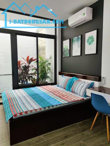 Top nhà vị trí đẹp 4 x 20m 1 trệt 5 lầu Lý Chính Thắng Q3 TP.HCM