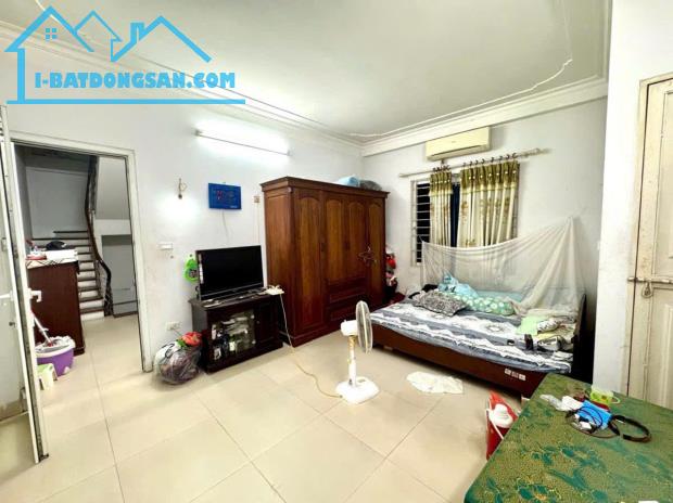 BÁN NHÀ LÔ GÓC VÕNG THỊ -GẦN Ô TÔ – 3 BƯỚC RA HỒ TÂY -65m 5 TẦNG MT 5m – GIÁ 16 TỶ - 1