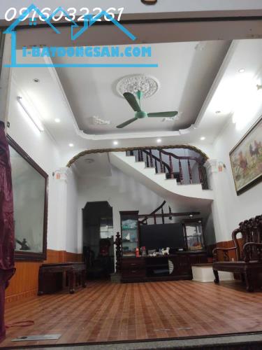 Bán nhà 3 tầng ngõ 298 Ngọc Hồi, Thanh Trì, Hà Nội, ô tô đỗ cách nhà 20m