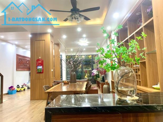 LIỀN KỀ DÂN XÂY THIẾT KẾ ĐẲNG CẤP, NỘI THẤT SIÊU SANG, VIEW THOÁNG TRIỆU ĐÔ - 5
