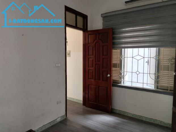 Nhà chất Bùi Xương Trạch 51m2 3 ngủ, Mt9m lô góc, ngõ 3m xịn, 150 triệu/m2 có TL.LH Khánh