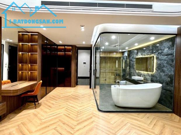TUYỆT TÁC HẠNG SANG 5* NGUYỄN VĂN CỪ 105M, 7T, MT6M, LÔ GÓC, THANG MÁY, BỂ BƠI VÔ CỰC. - 1