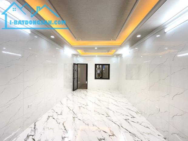Bán Nhà Tập Thể Tầng 1 Ba Đình DT 55m MT 3m Giá 4,8x tỷ - 4