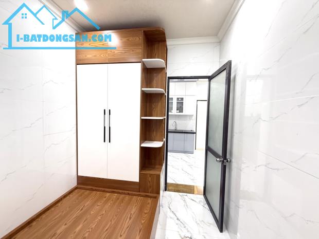 Bán Nhà Tập Thể Tầng 1 Ba Đình DT 55m MT 3m Giá 4,8x tỷ - 1