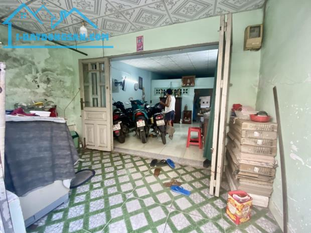 Bán Nhà Mặt Tiền Nhánh Song Hành, 66m2, 2 Tầng, Đường 6m xe hơi ngủ trong nhà.