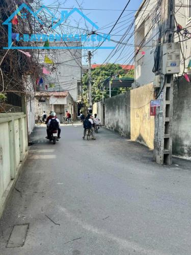 *ĐẤT QUYẾT THĂNG*YÊN NGHĨA,DT SIÊU RỘNG,105M,TẶNG NHÀ C4,SÁT ĐẠI HỌC PHENIKAA,SIÊU VÍP. - 1