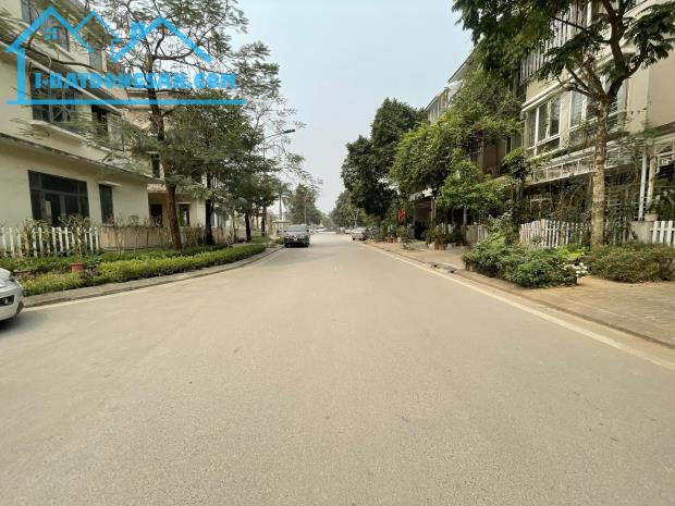 SIÊU PHẨM BIỆT THỰ XUÂN PHƯƠNG 32 TỶ 180m 4 TẦNG MT 11m VỈA HÈ Ô TÔ TRÁNH NAM TỪ LIÊM - 4