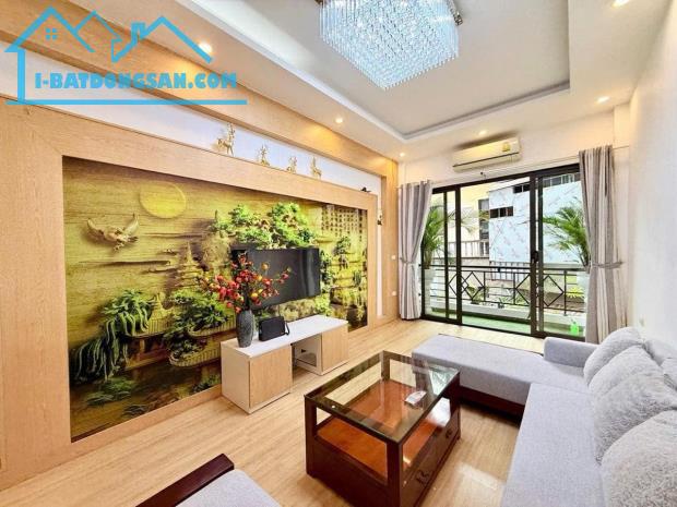 CỰC ĐẸP! 5 tầng phố Tây Sơn, DT 55m2, gần ĐH Thủy Lợi, nhà full nội thất, giá 11.9 tỷ