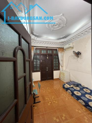 Bán nhà ngõ 27 Võ Chí Công -Tây Hồ -Chợ Bưởi dtích 45m, 5tầng , mtiền 3.4m, giá 6.75 tỷ Cầ