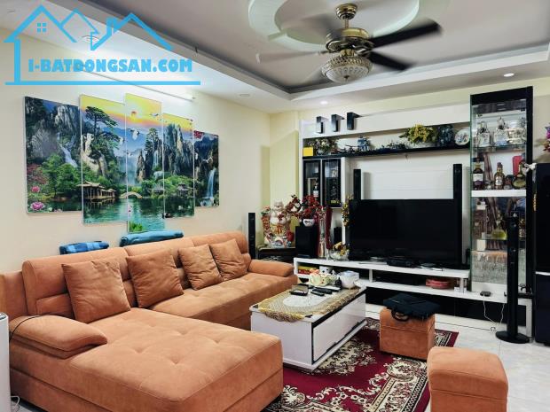 Bán nhà Kim mã cách ô tô tránh chỉ 15m 50 4 tầng 10.5 tỷ - 2